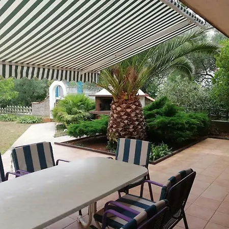 Apartment Pasman - *